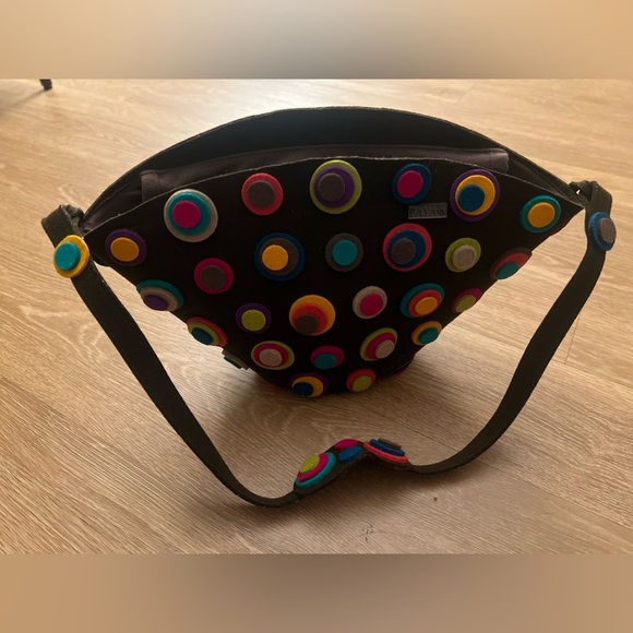 Handmade Peruvian Colorful Polka Dot Handbag made with sheep’s wool felt - Picture 3 of 8